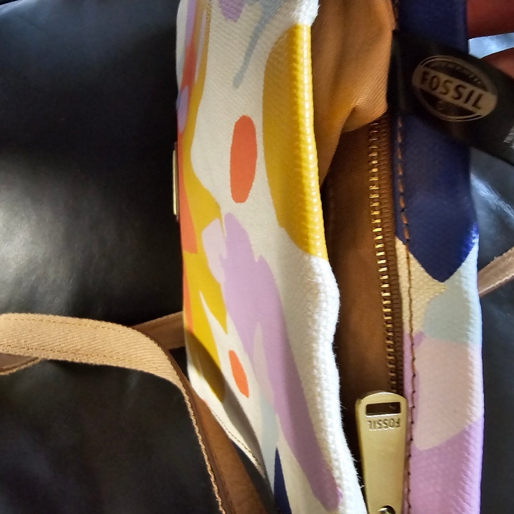 Fossil Floral Canvas and Leather Crossbody EUC - Picture 11 of 12